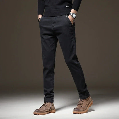 Jeans Bravon – Versatilidad, Resistencia y Estilo para el Hombre Moderno