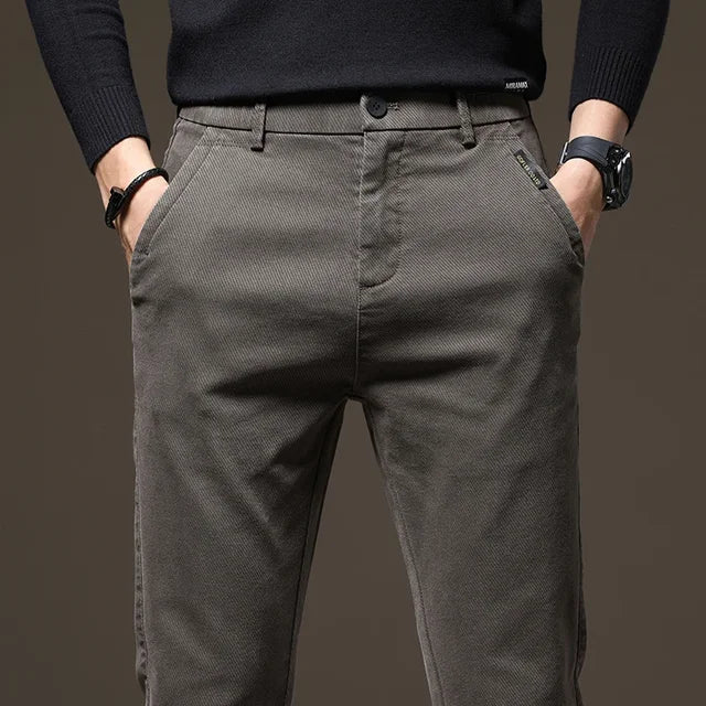 Jeans Bravon – Versatilidad, Resistencia y Estilo para el Hombre Moderno